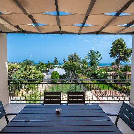 Villa Nisa Apartment Sea View Фонтане Бианче Екстериор снимка