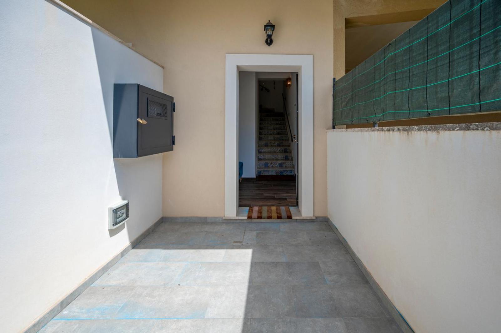 Villa Nisa Apartment Sea View Фонтане Бианче Екстериор снимка