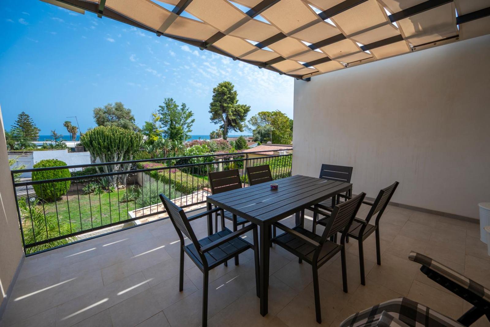 Villa Nisa Apartment Sea View Фонтане Бианче Екстериор снимка